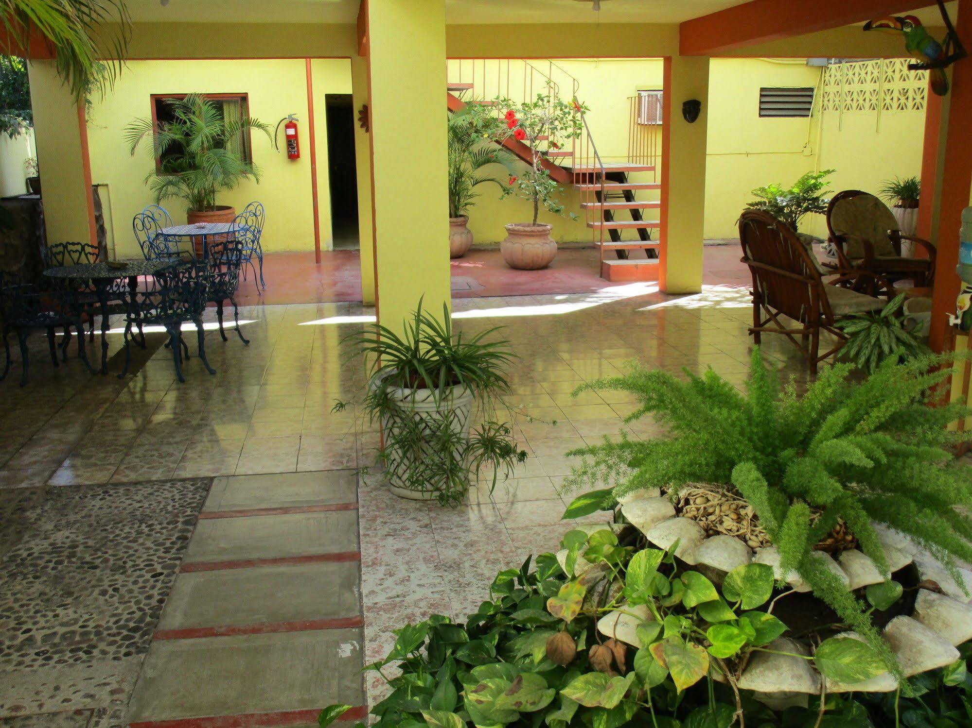 Hotel Lorimar Ла Пас Екстериор снимка