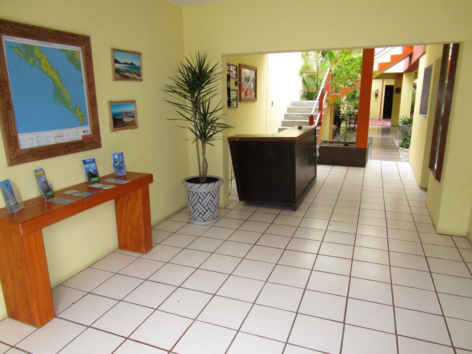 Hotel Lorimar Ла Пас Екстериор снимка